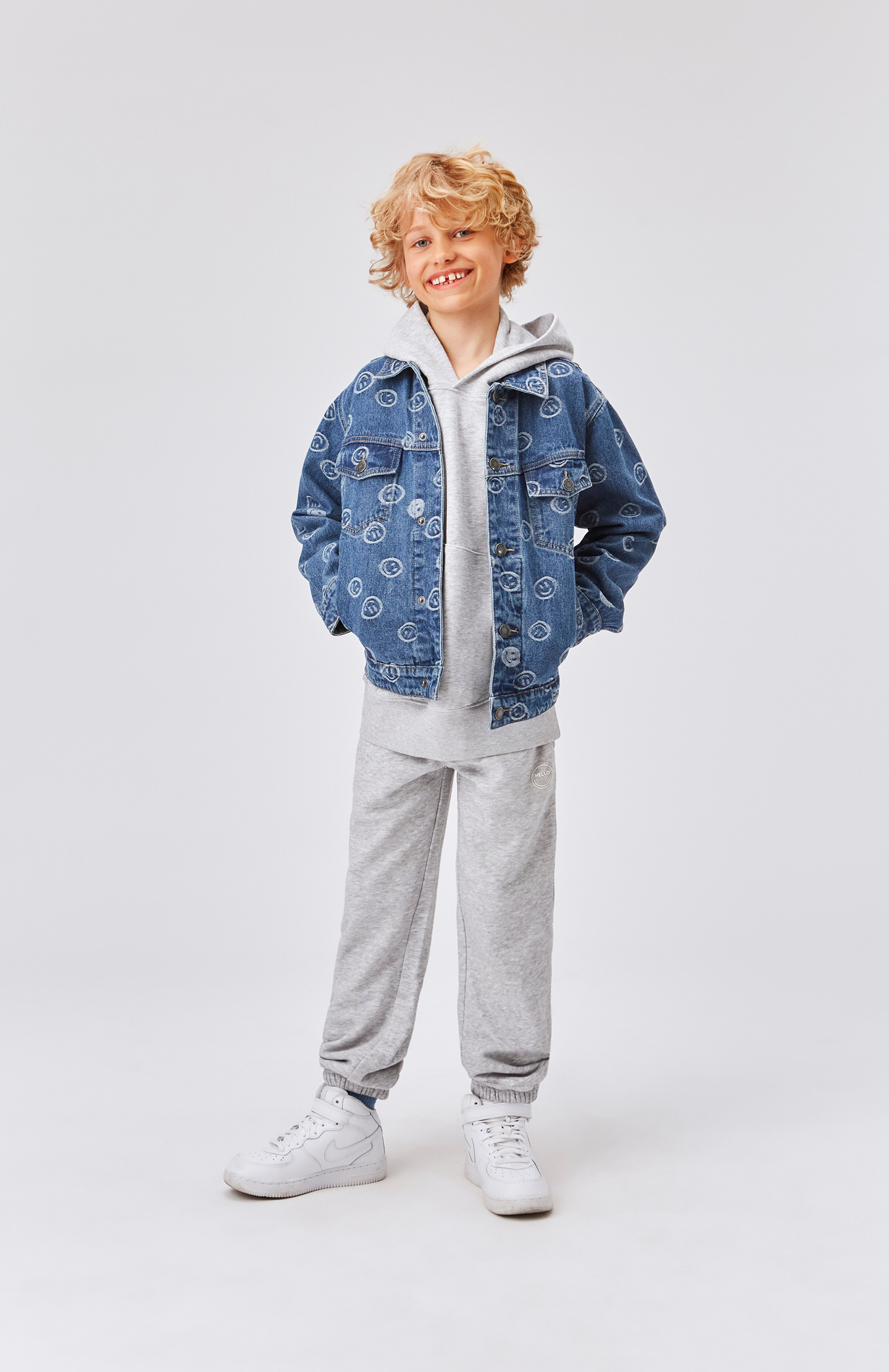 Am - Marled Grey - Light grey unisex sweatpants - Molo