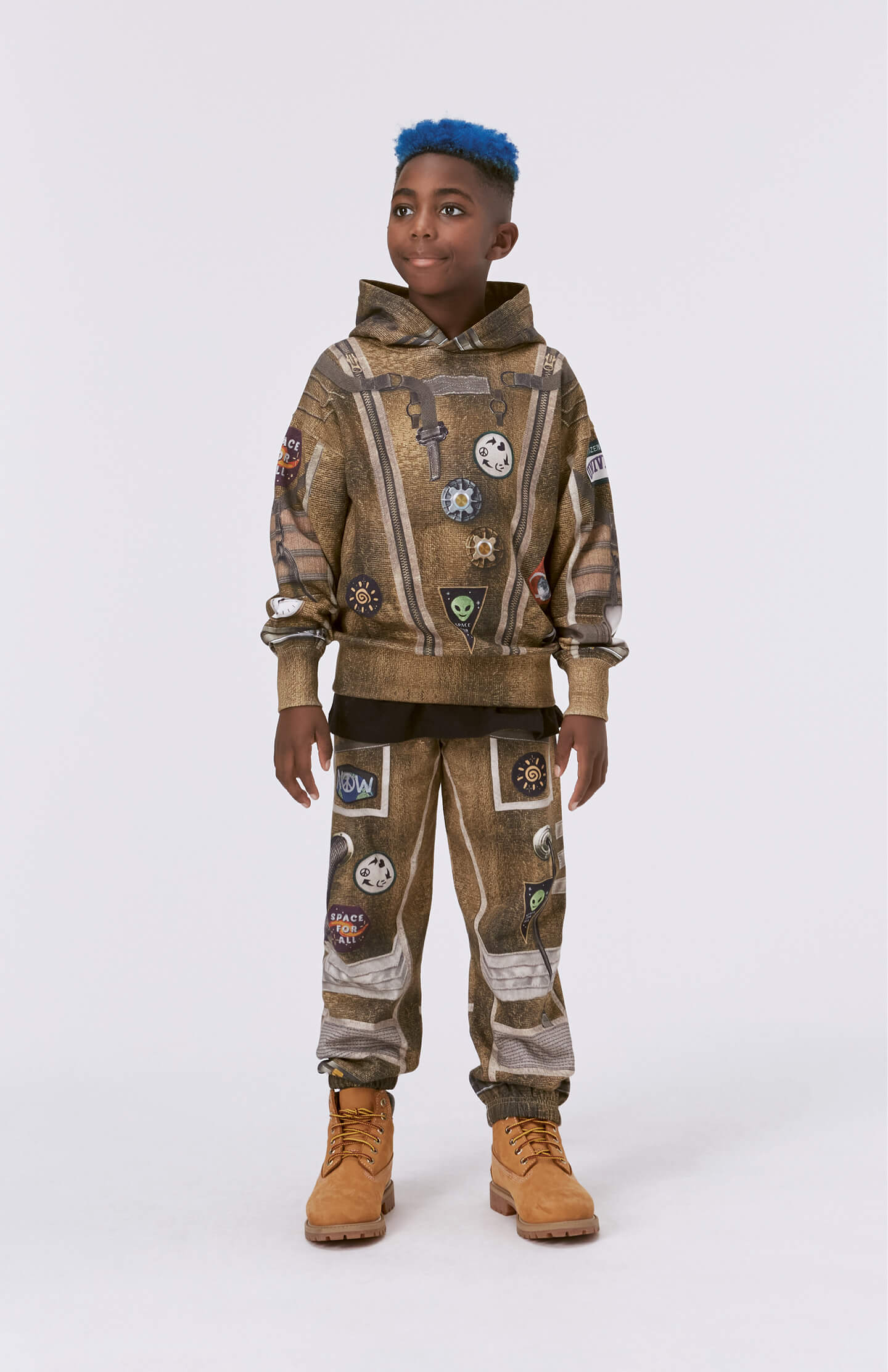 Moz - Space Suit - Brown organic hoodie with space suit