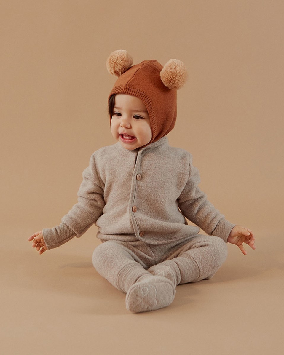 Umut - Moon Sand - Beige babytossar i ull.