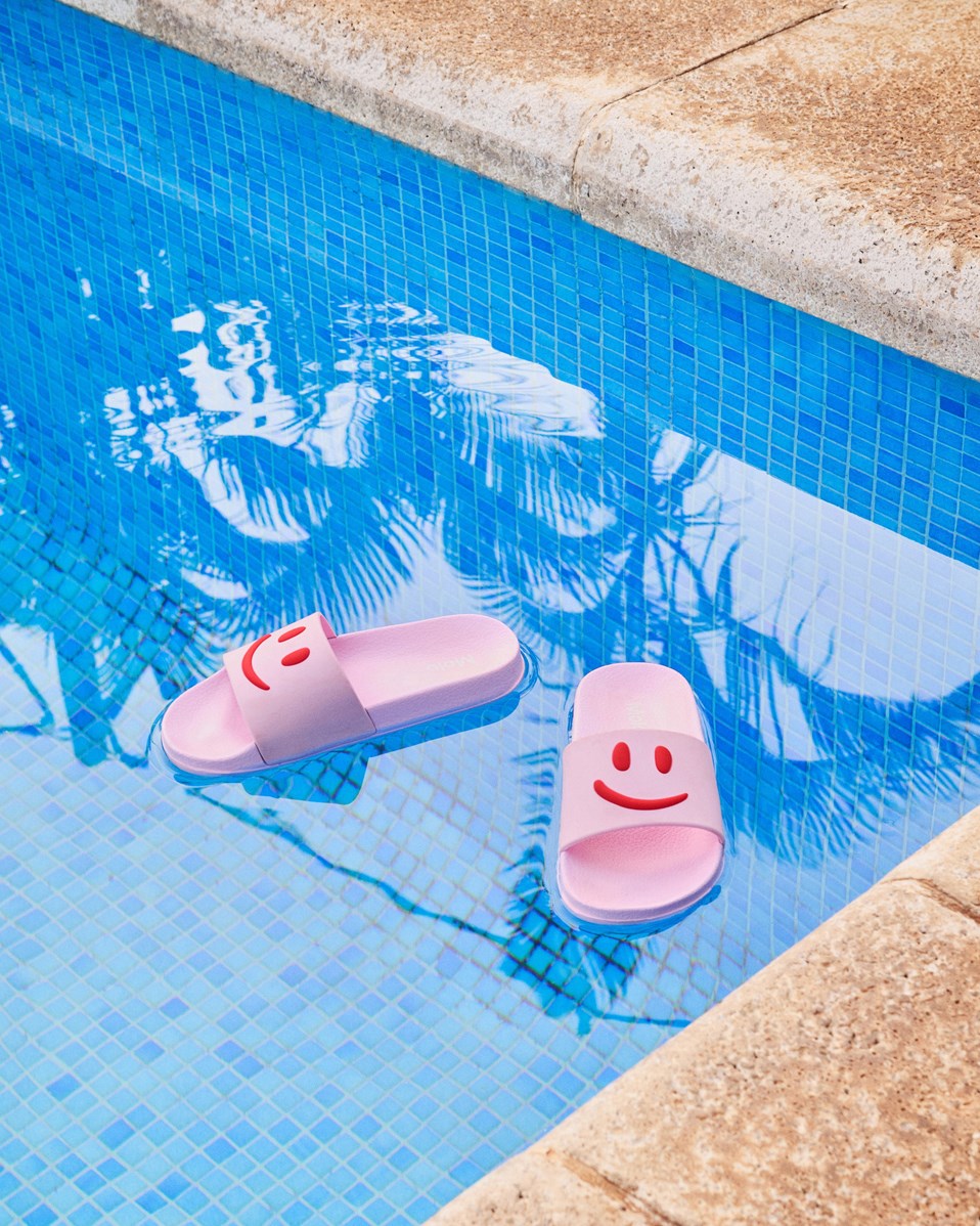 Zhappy - Pink Glace - Rosa barnsandaler med bred fotrem och formpressad innersula.