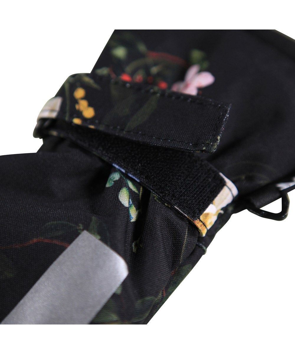 Mitzy - Paisley Flowers - Svarta vattentäta och andningsbara vantar för barn med blommigt mönster och 3M™ Thinsulate™-isolering.