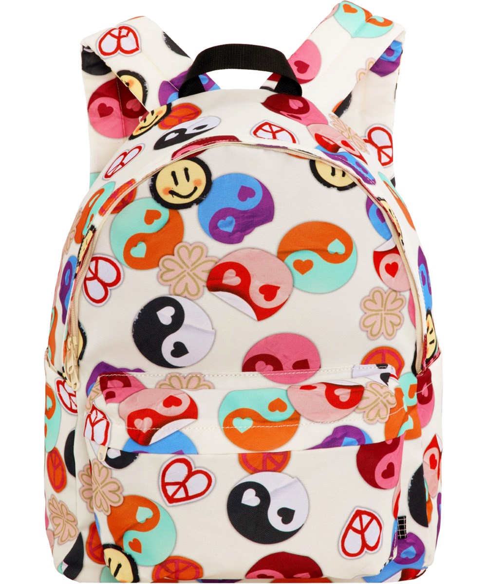 Backpack Mio - Yin Yang - Beige ryggsäck med multifärgat yin-yang mönster i 100% återvunnen polyester.