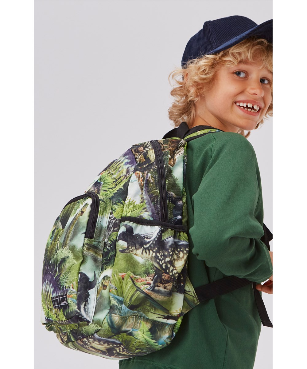 Big Backpack - Dinos - Återvunnen ryggsäck med dinosaurier.