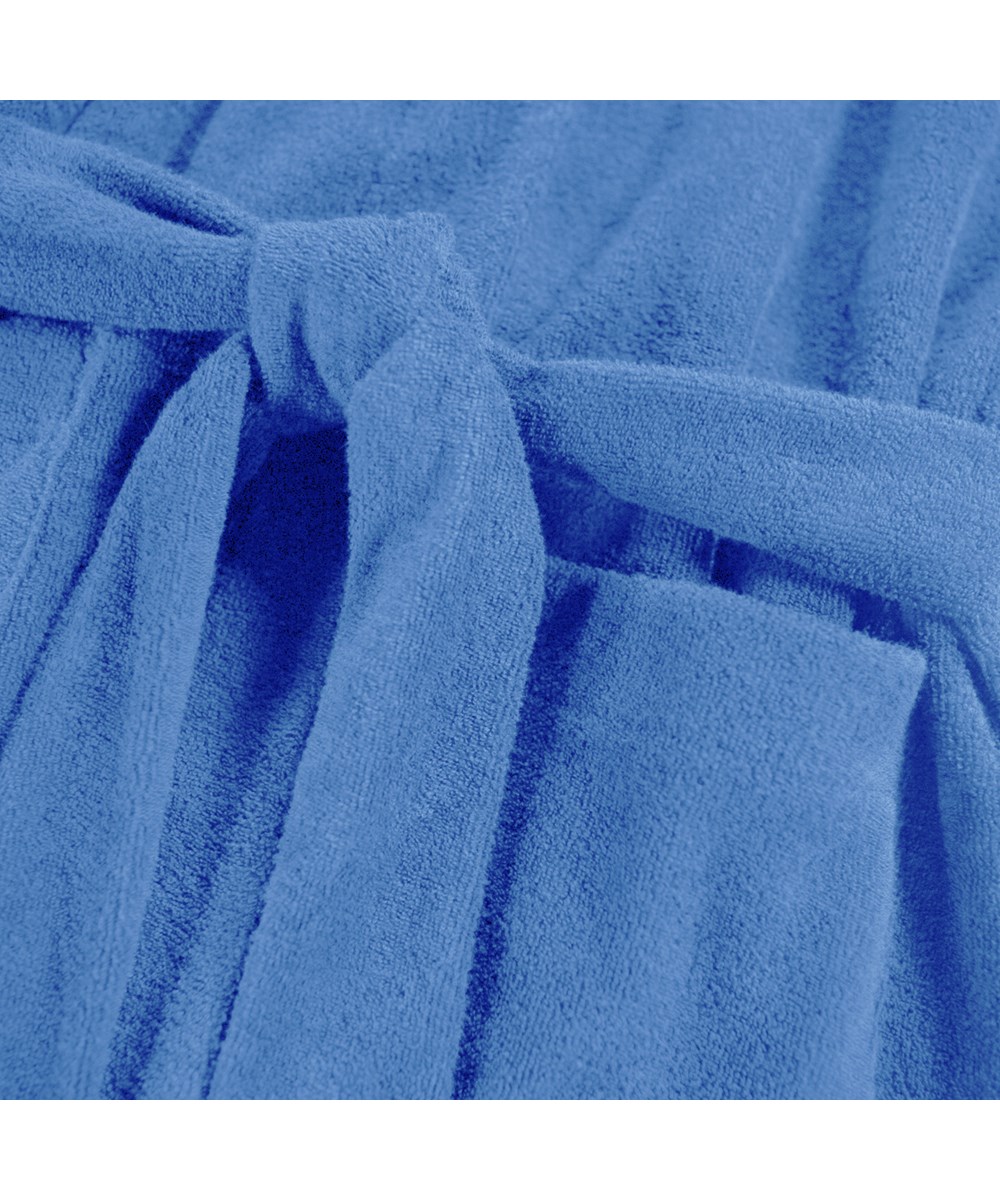 Wyn - Galaxy Blue - Donkerblauwe badjas voor kinderen gemaakt van superzacht, biologisch katoenen badstof.