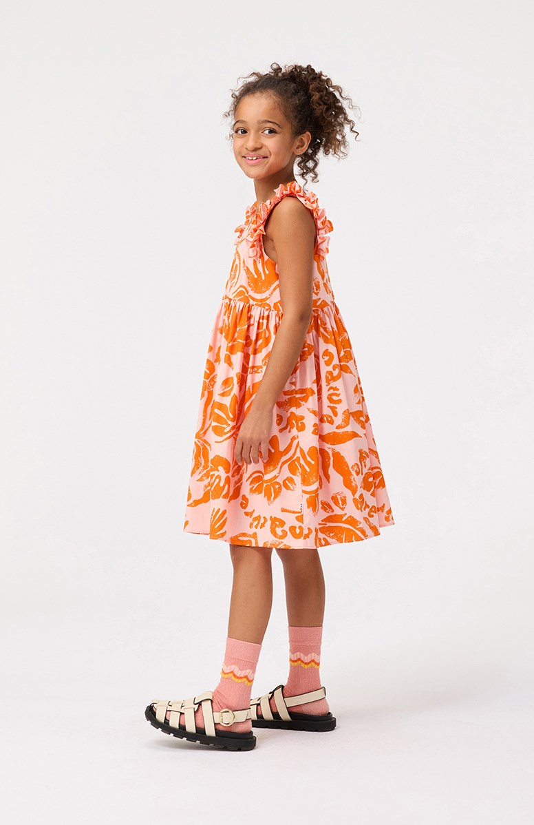 Nomi - Warm Coral - Duopak kindersokken in roze met gele aardbeien en roze met glitters en ribpatroon .