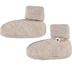 Umut Footwear