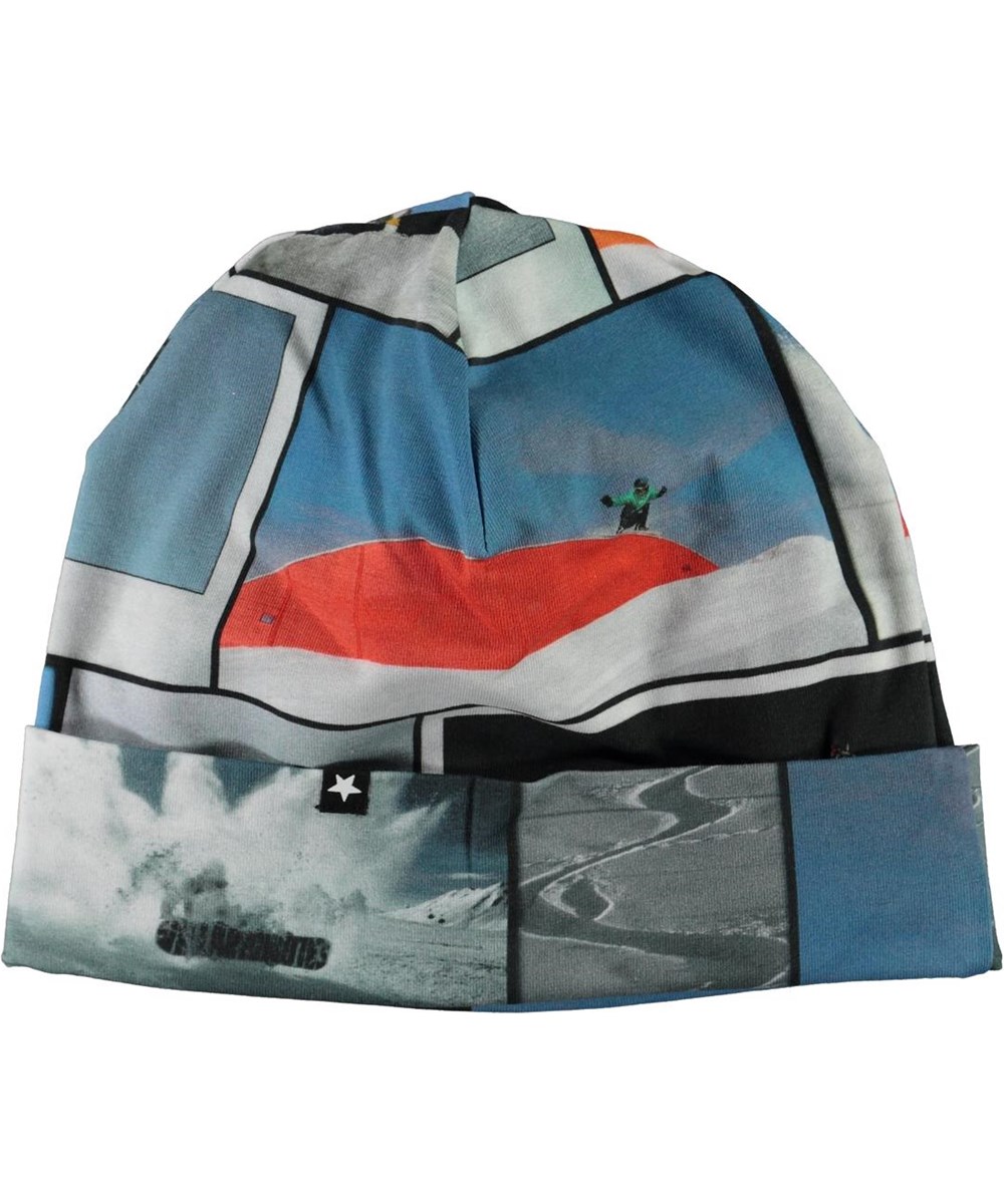 Nico - Snowboarders - Blue hat with a print of snowboarders