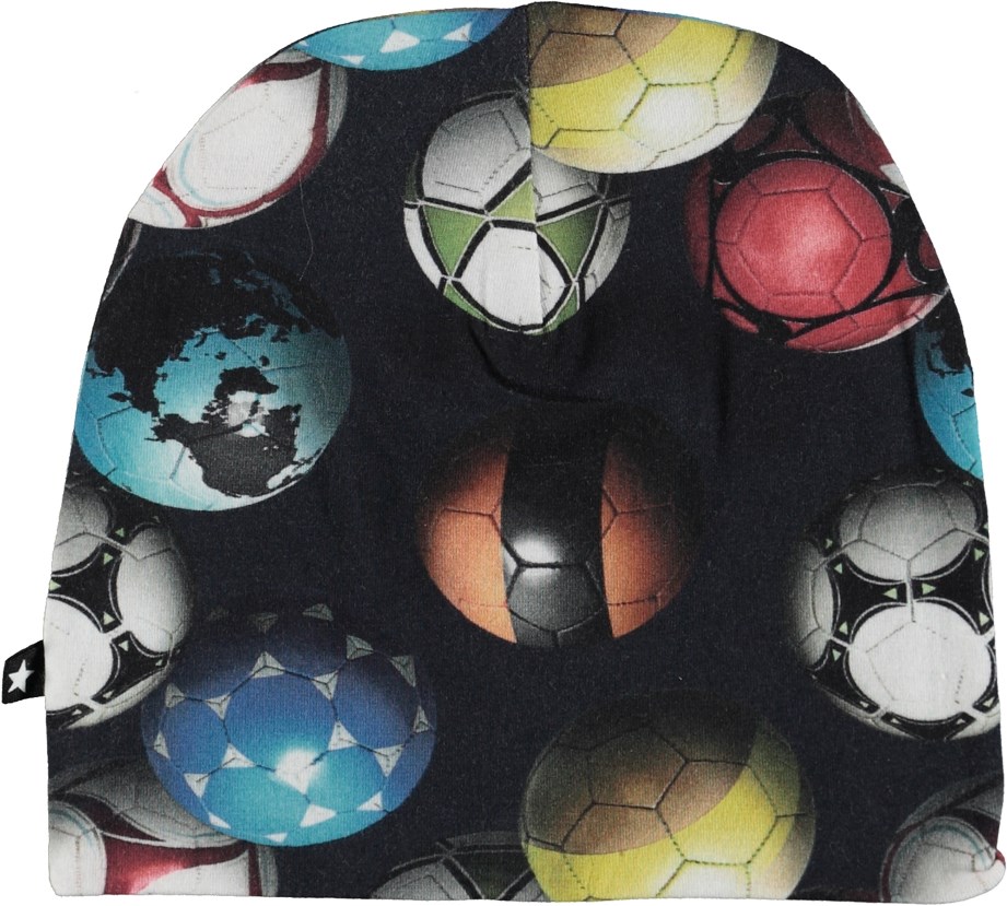 Noe Hat and Bib Set - Footballs Blue - Organic hat and bib with football print 