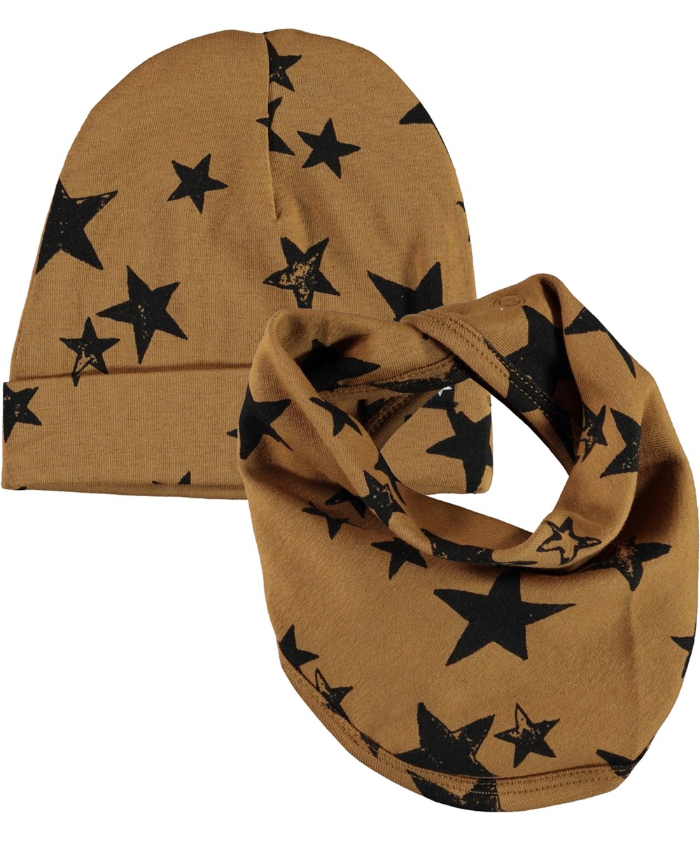 Noe Hat and Bib Set - Stars - Brown organic hat and bib with stars 