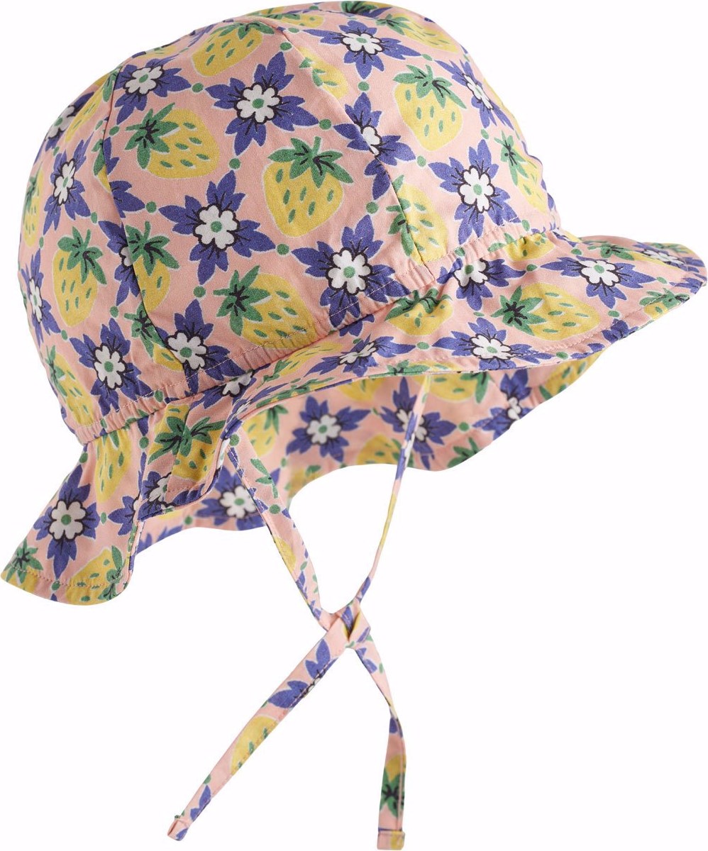 Noel - Vintage Berries - Baby hat with brim in organic cotton and print of strawberries and flowers.