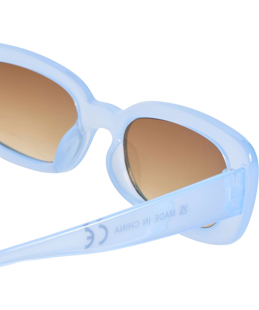 Selah - Sparkling Sea - Oval sunglasses for children with UV protection.