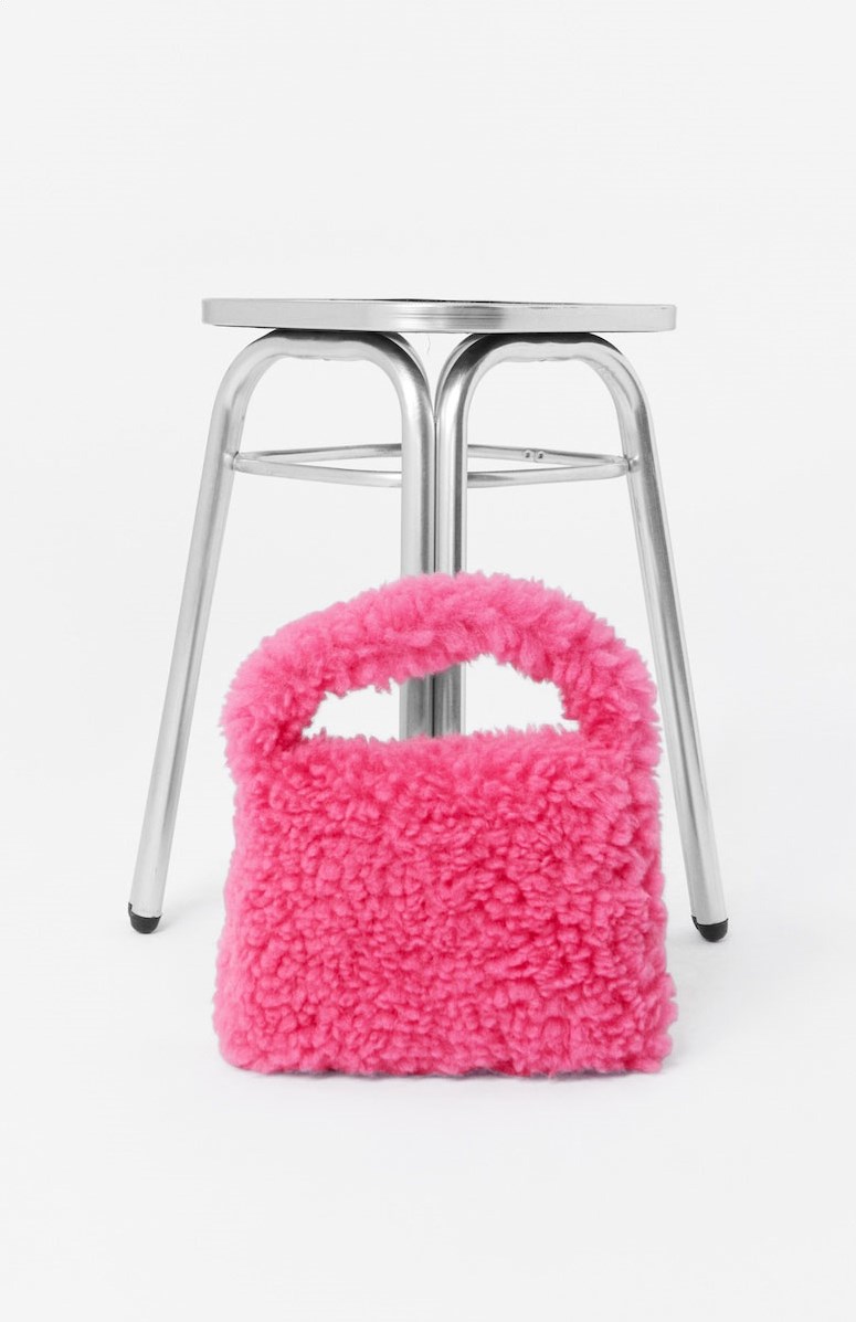 Moni bag - Shocking Pink - Pink teddy handbag with magnetic closure, high quality.