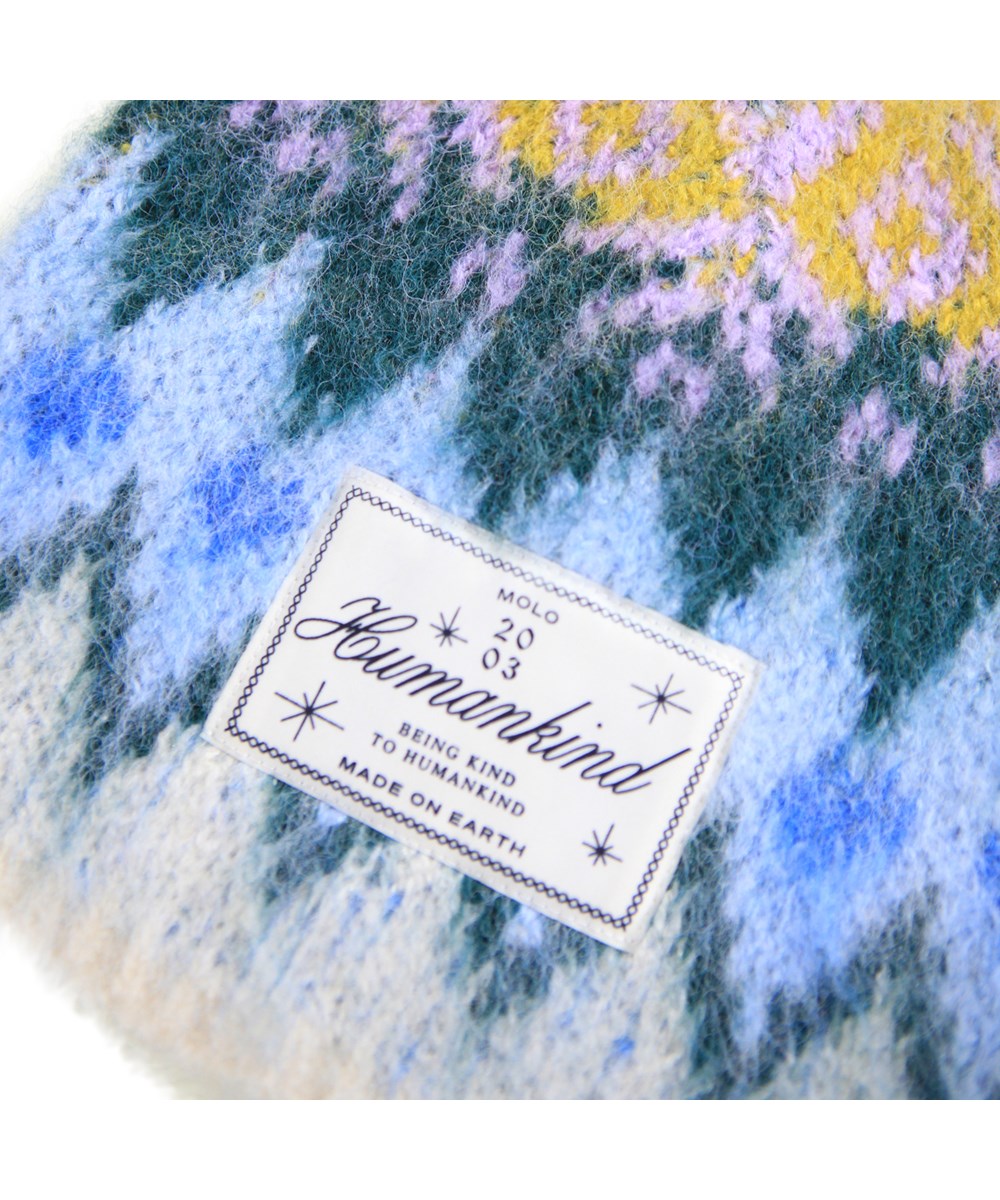 Kavan - Grande Nordic - Multicolored fluffy beanie in alpaca wool blend.