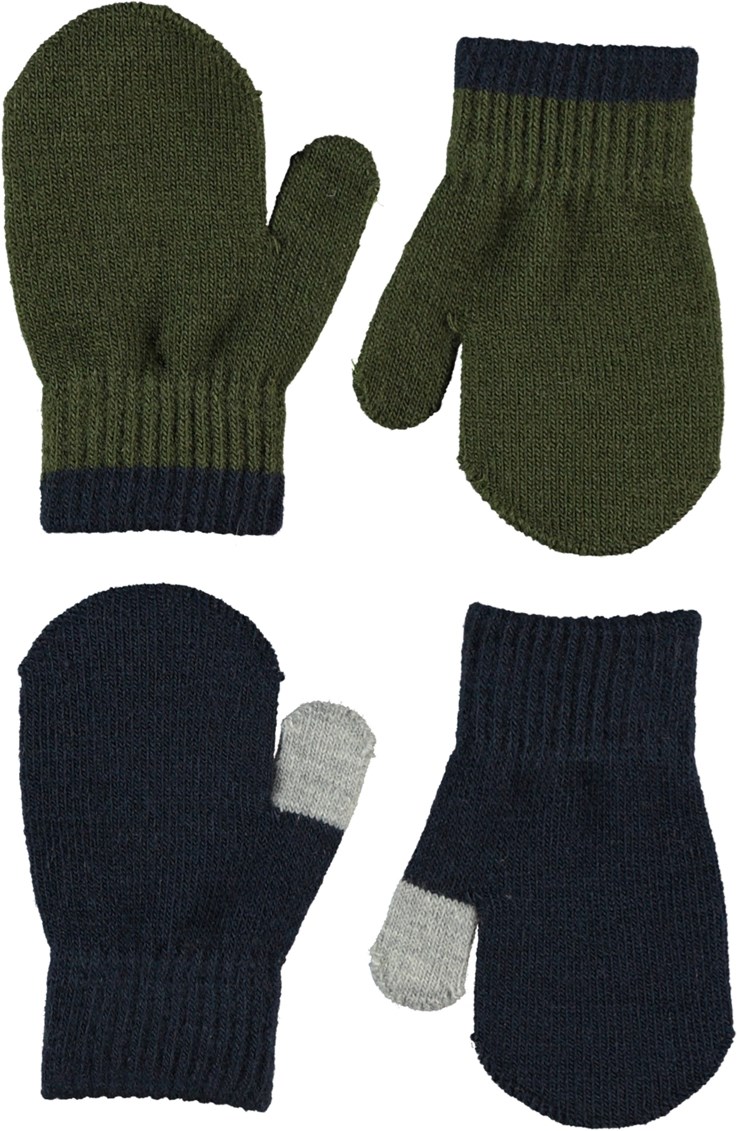 Kenny - Galaxy Blue - Two pairs of baby knit mittens in dark blue and green