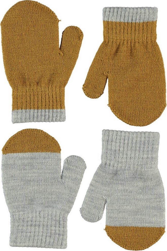 Kenny - Grey Melange - Two pairs of baby knit mittens in yellow and grey 
