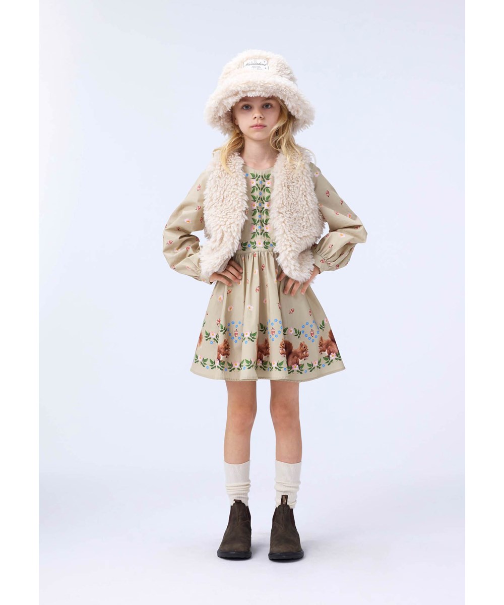 Kylie - Vanilla - Sweet cream-colored fluffy bucket hat for children in fake-fur style.