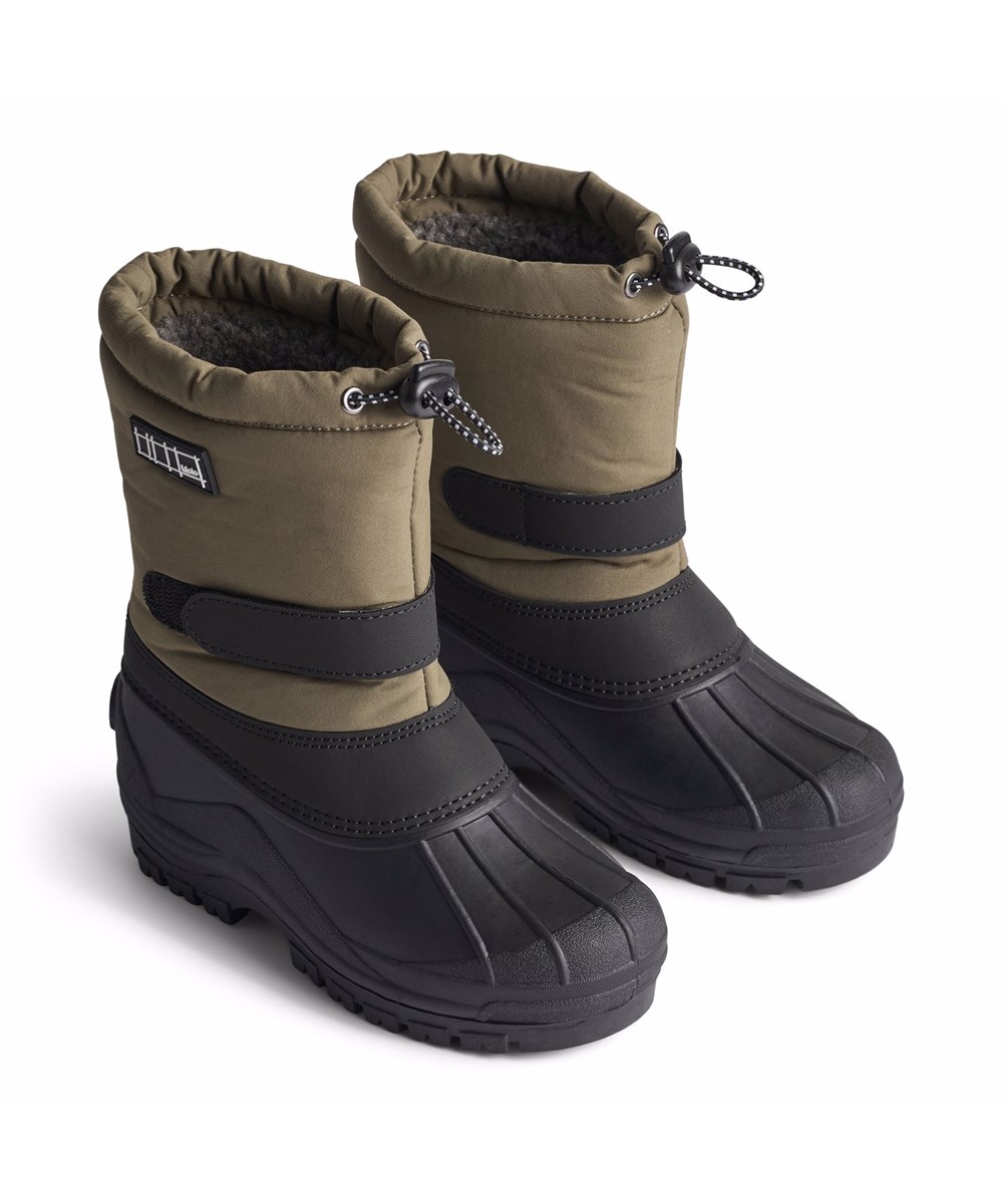 Driven - Bark Green - Praktische Winterstiefel in Grün mit einer robusten und rutschfesten schwarzen Sohle.