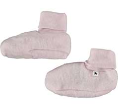 Umut Footwear