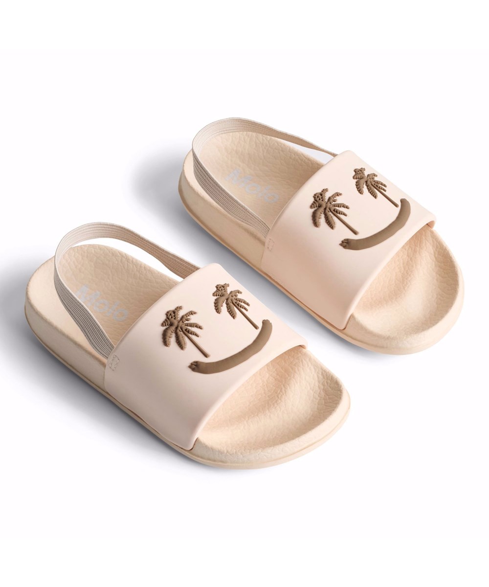 Zhappy - Brazilian Sand - Sandfarbene Kindersandalen mit einem breiten Fußriemen und geformter Innensohle.