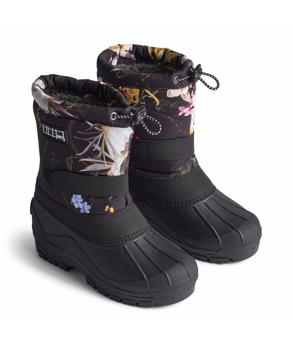 Driven - Paisley Flowers - Practical winter boots for children in black with a flower print and a sturdy and non-slip black sole.