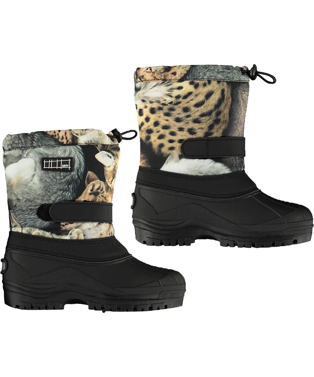 Driven - Sleeping Cubs - Recycled winter boots with animal print 