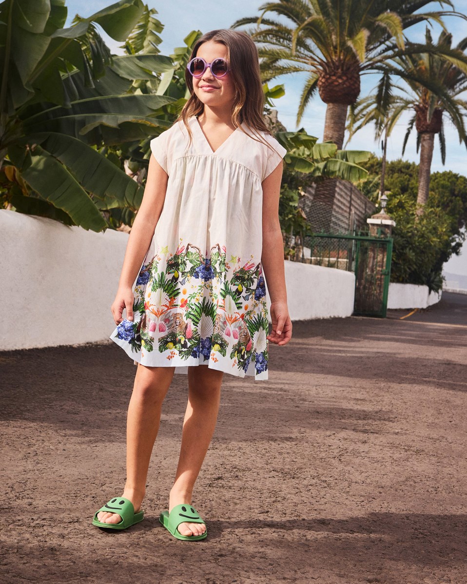 Zhappy - Garden Green - Green children's sandals with wide foot strap and molded insole.