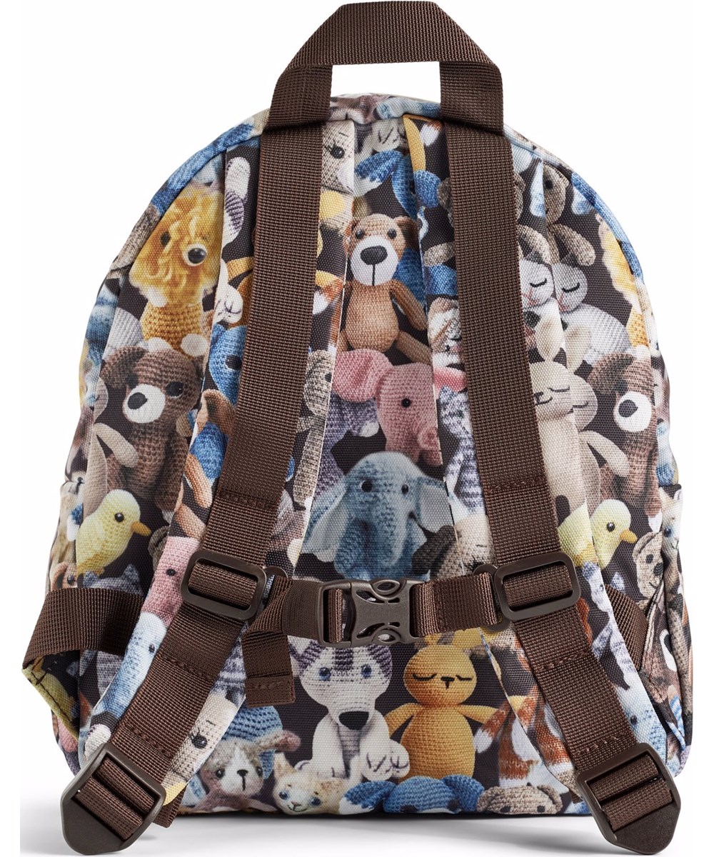 Backpack - Cute Crochet - Brauner Rucksack mit niedlichen gehäkelten Teddybären für Vorschulkinder im Alter von 3-6 Jahren.