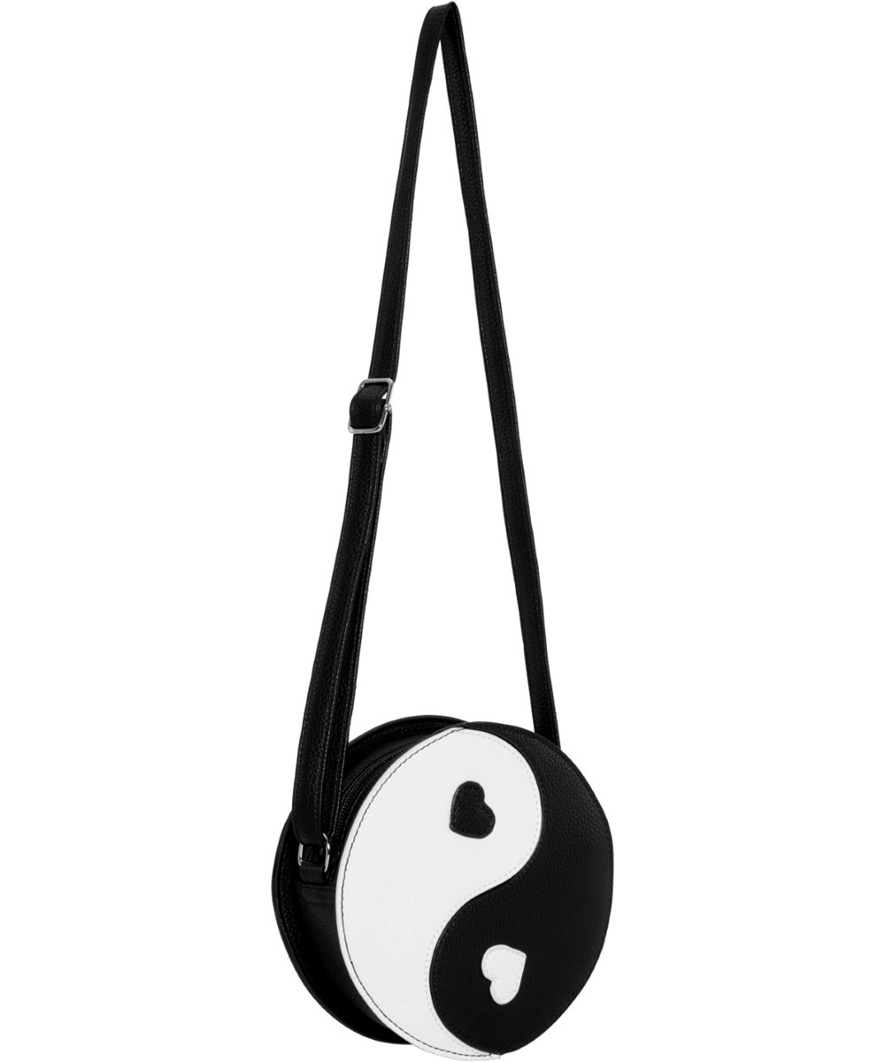 Yin Yang Bag - Black - Umhängetasche in Schwarz und Weiß mit Yin- und Yang-Motiv.