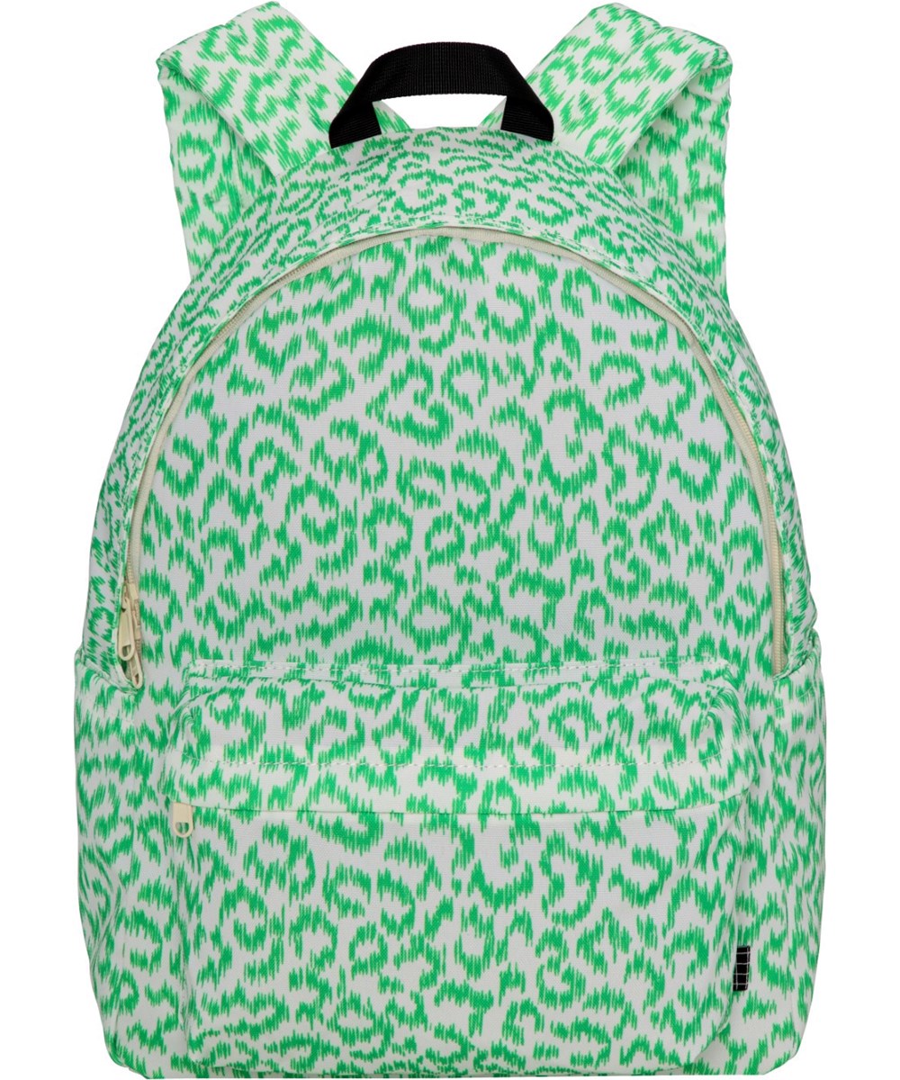 Backpack Mio - Green Leo - Rygsæk med et allover leopardprint i grøn.