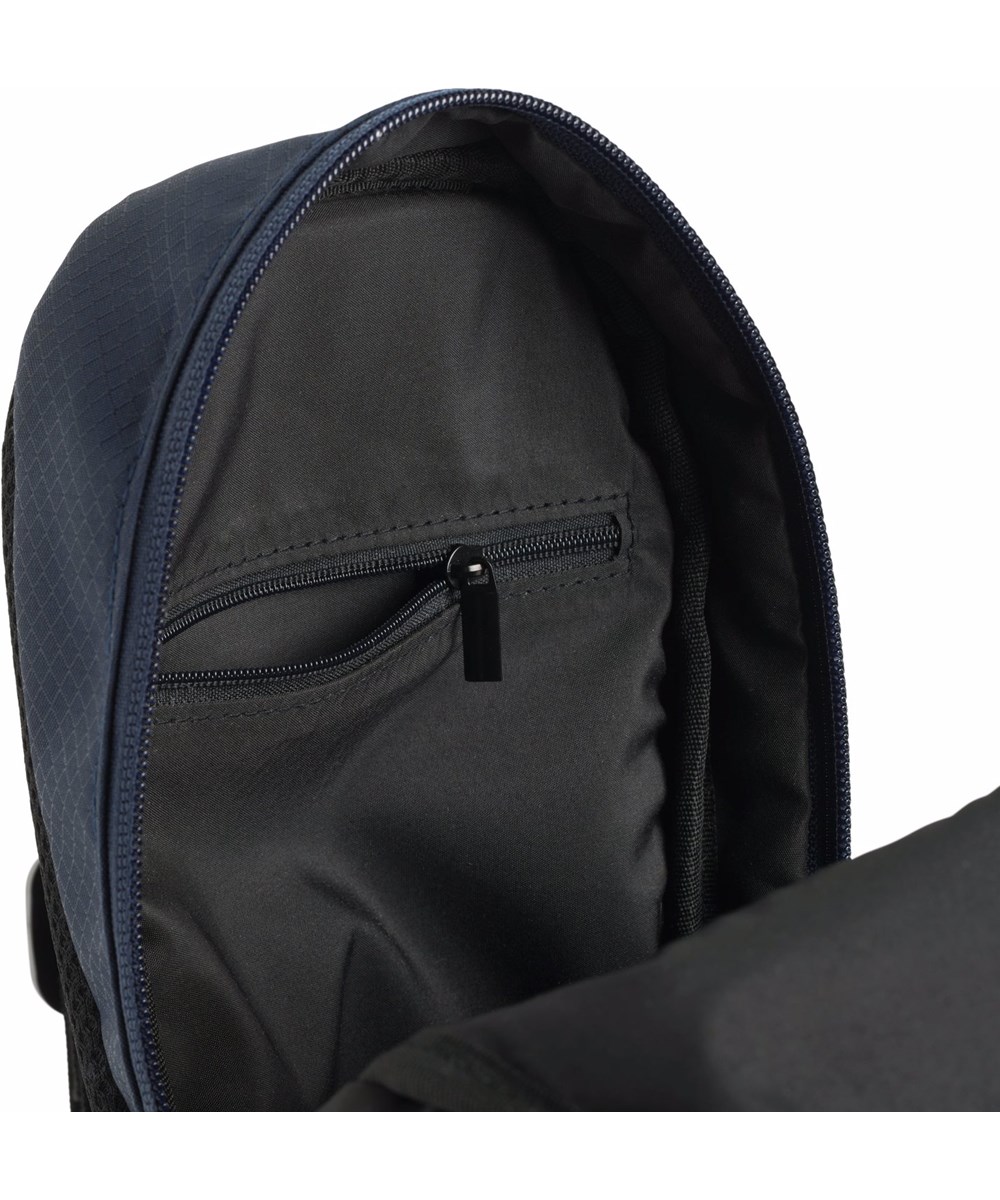 Crossover Bag Milo - Galaxy Blue - En lille og let blå crossbody-taske