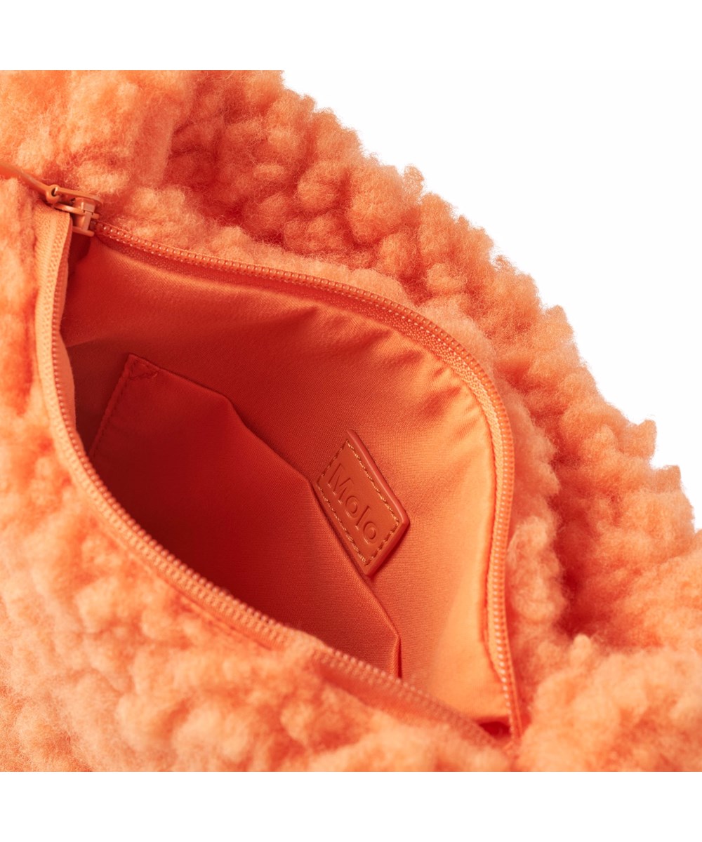 Moni Bag - Pastel Orange - Fin orange taske i fluffy teddyfleece til børn.