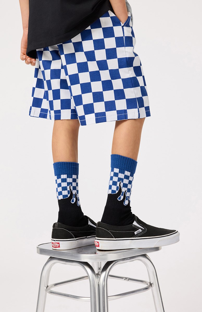 Norman - Blue Flames - 2-pack cotton socks with fire and checkered pattern for children.