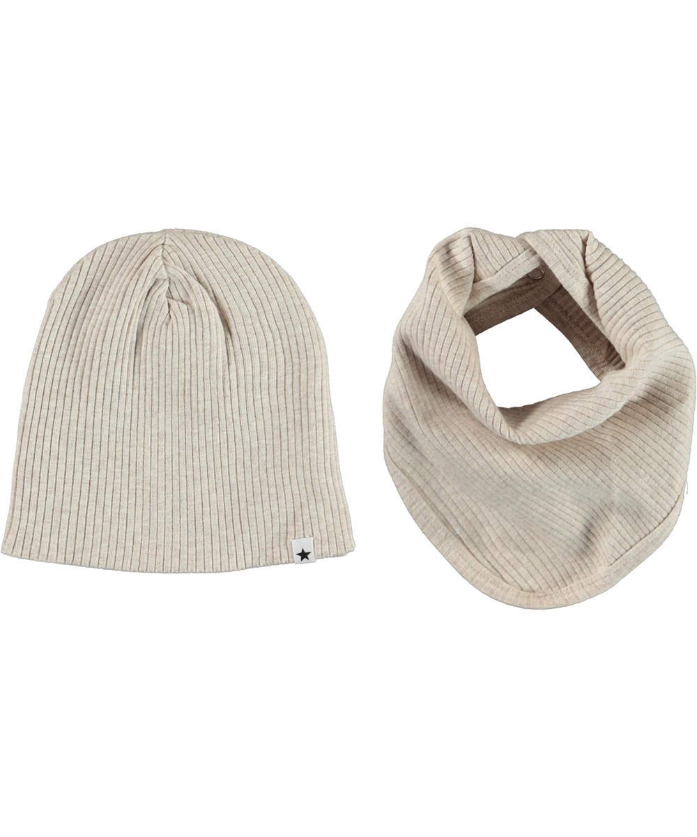 Neci hat and bib set - Oatmeal Melange - Økologisk beige rib babyhue og hagesmæk