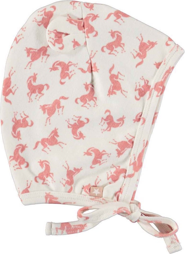 Nilo hat and bib set - Mini Horse Rose - Babykyse og hagesmæk med koral hesteprint