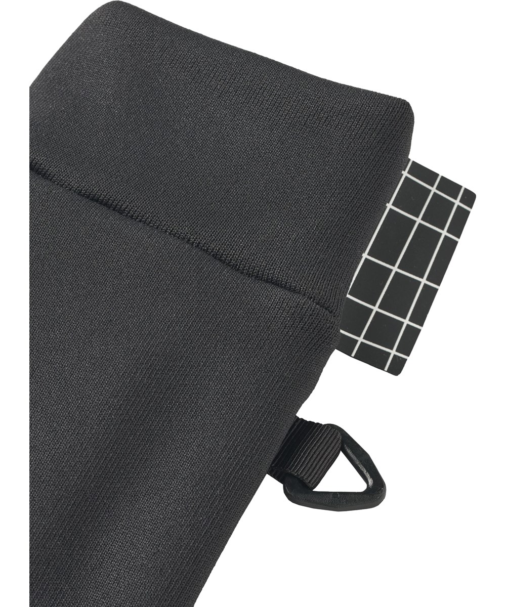 Maddock - Black - Sorte fingerhandsker med synlig refleks