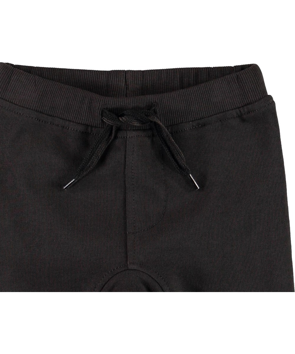 Stan - Brown Darkness - Brown organic baby sweatpants