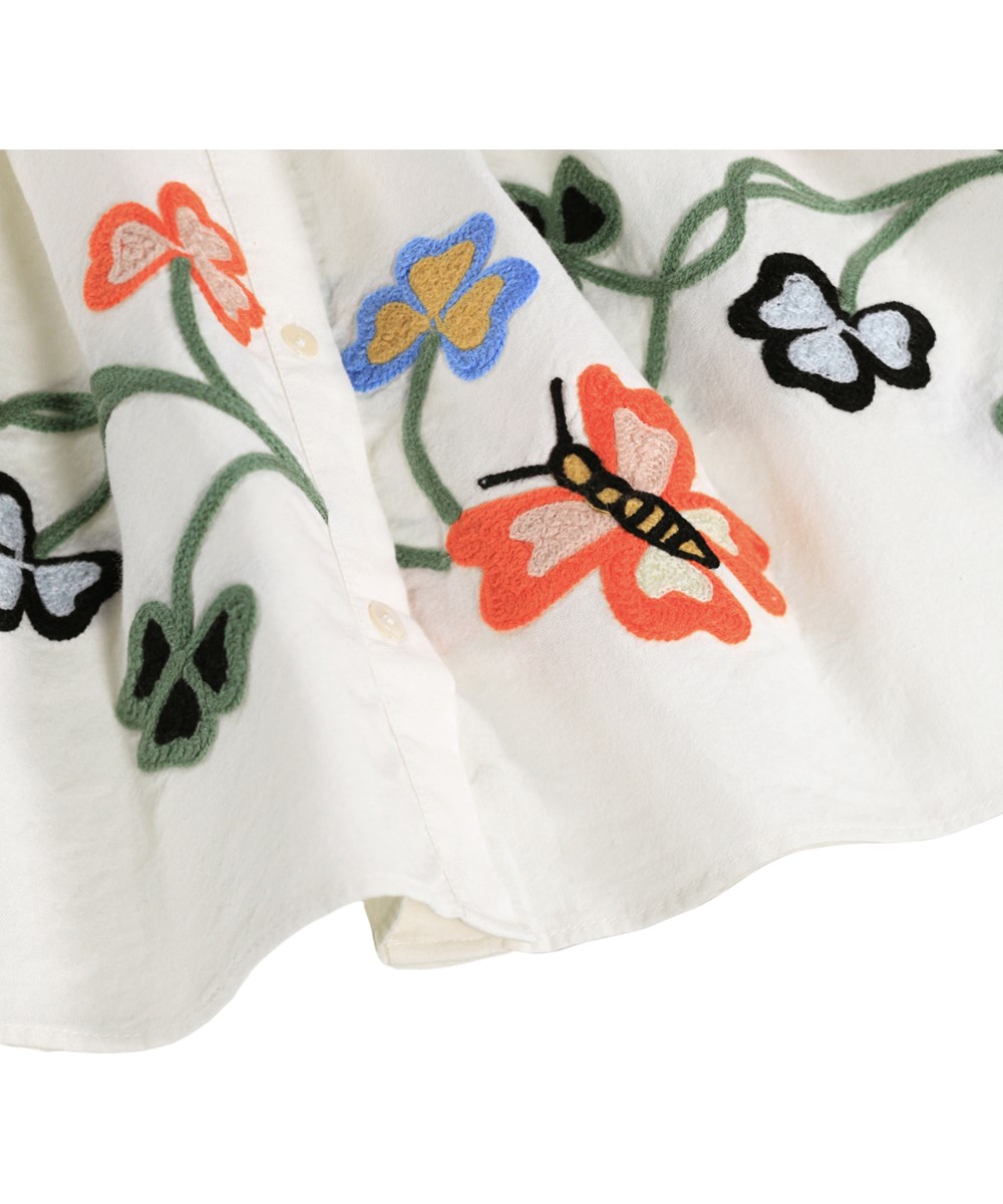 Carissa - Soft Nature - Vit klänning för de små i ekologisk bomull med broderi