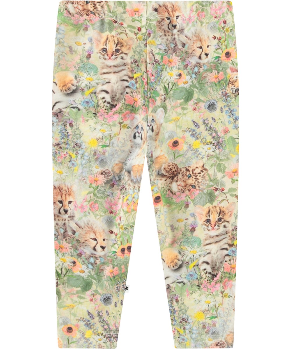 Stefanie - Meadow Cubs - Leggings i ekologisk bomull för spädbarn med djurungar i en blomsterbädd.