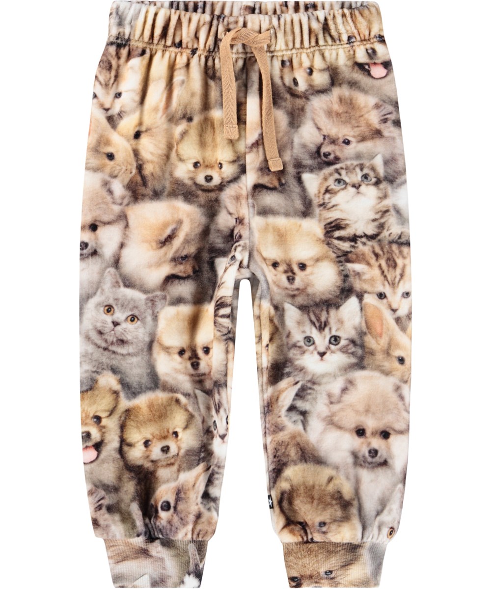 Simeon - Fuzzy Fluffy - Soft pants for the little ones made of organic velour with an animal print.