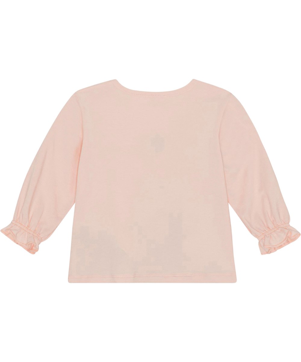 Elina - Kitten Clover - Long sleeve, pink top in organic cotton jersey with a print of a butterfly and a playful kitten in a green clover meadow.