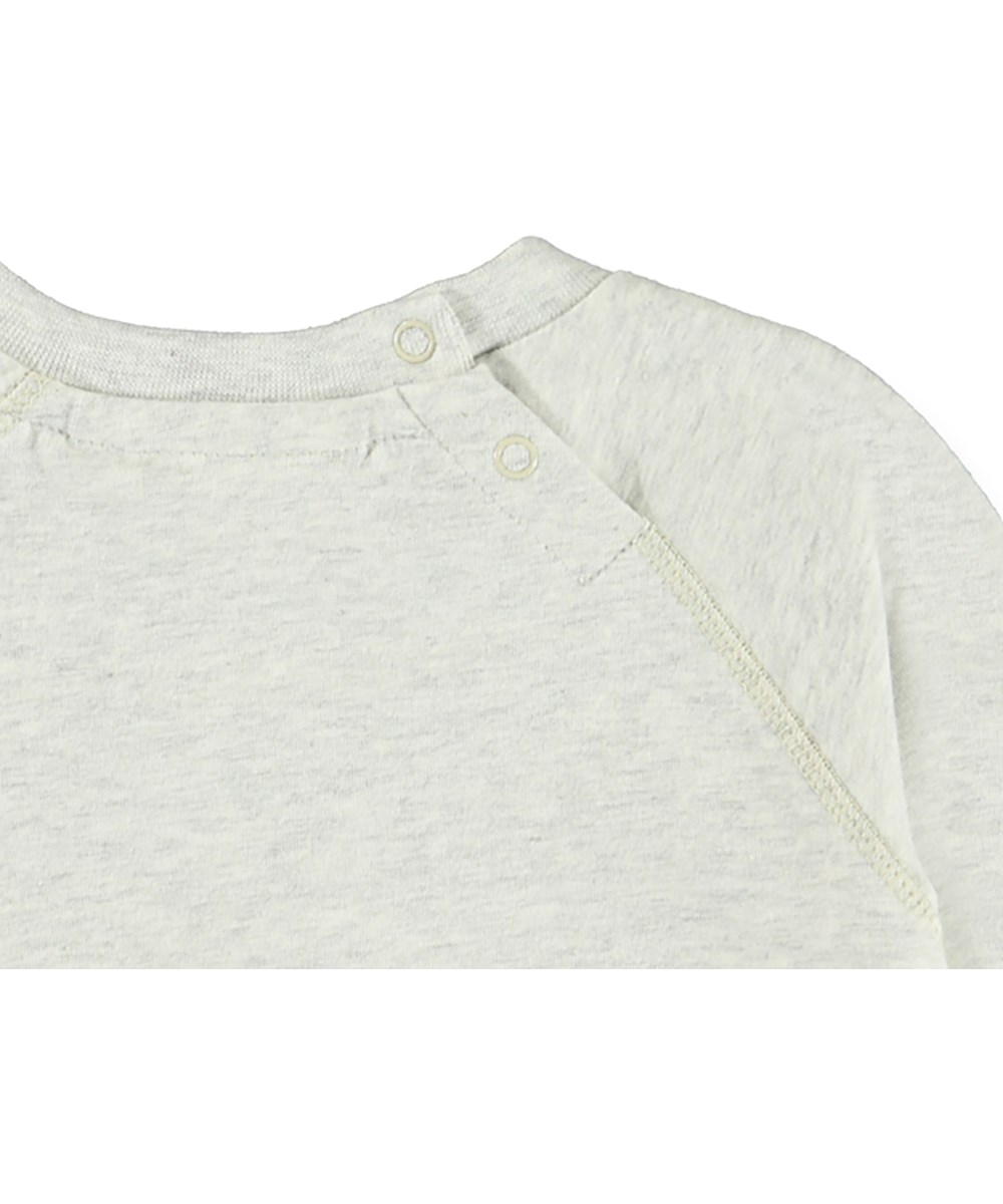 Elsa - Kind Squirrel - Light grey organic baby top with squirrel