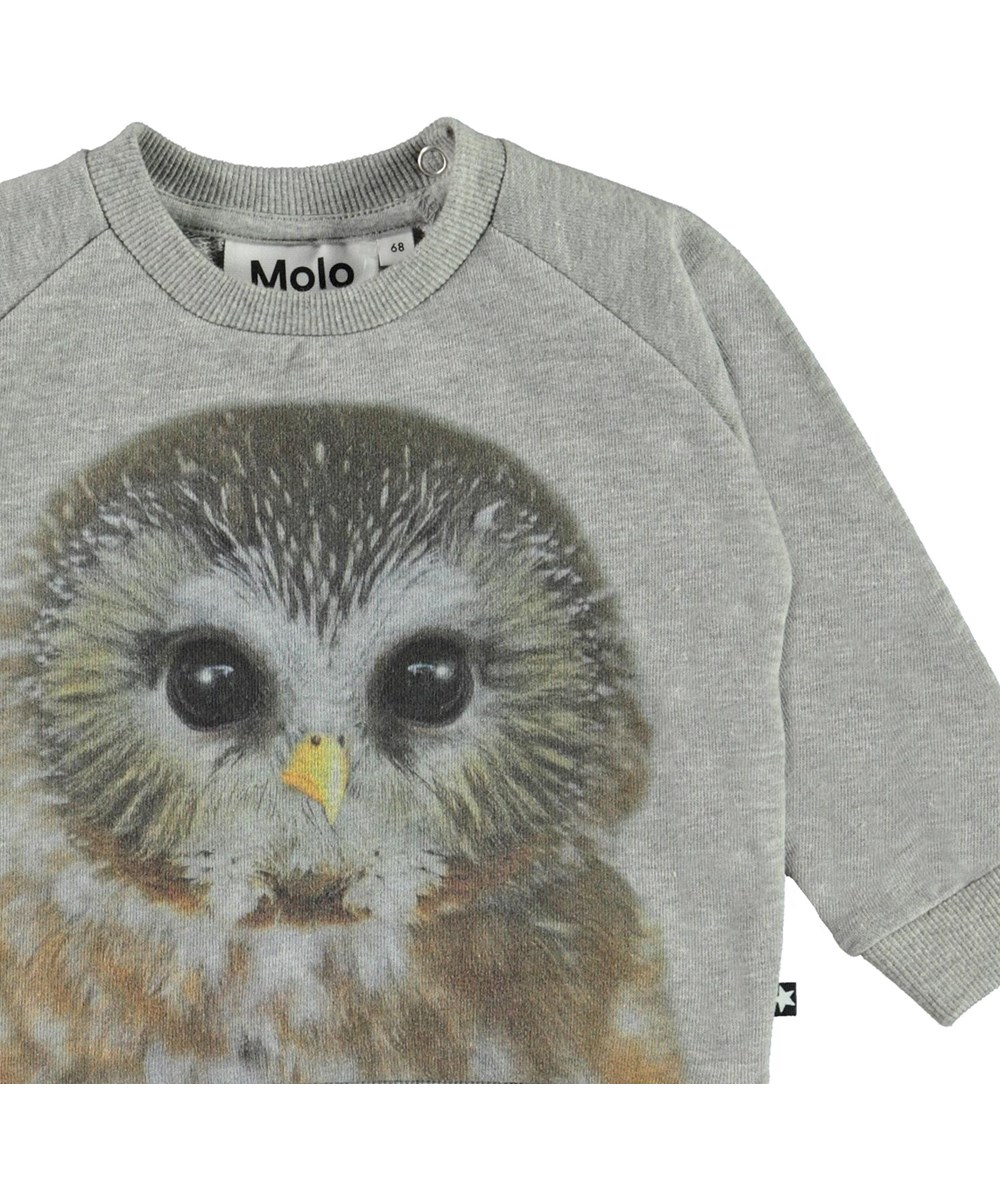 Disco - Baby Owl - Grijze biologische baby sweater met uilprint