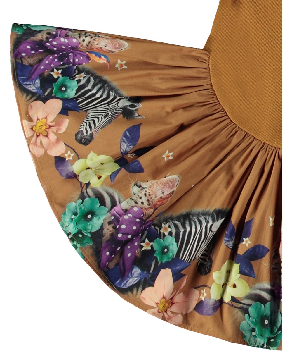 Candi - Friendly Zebra - Braunes langärmeliges Kleid aus Öko-Baumwolle mit Zebra-Katzen und bunten Blumen