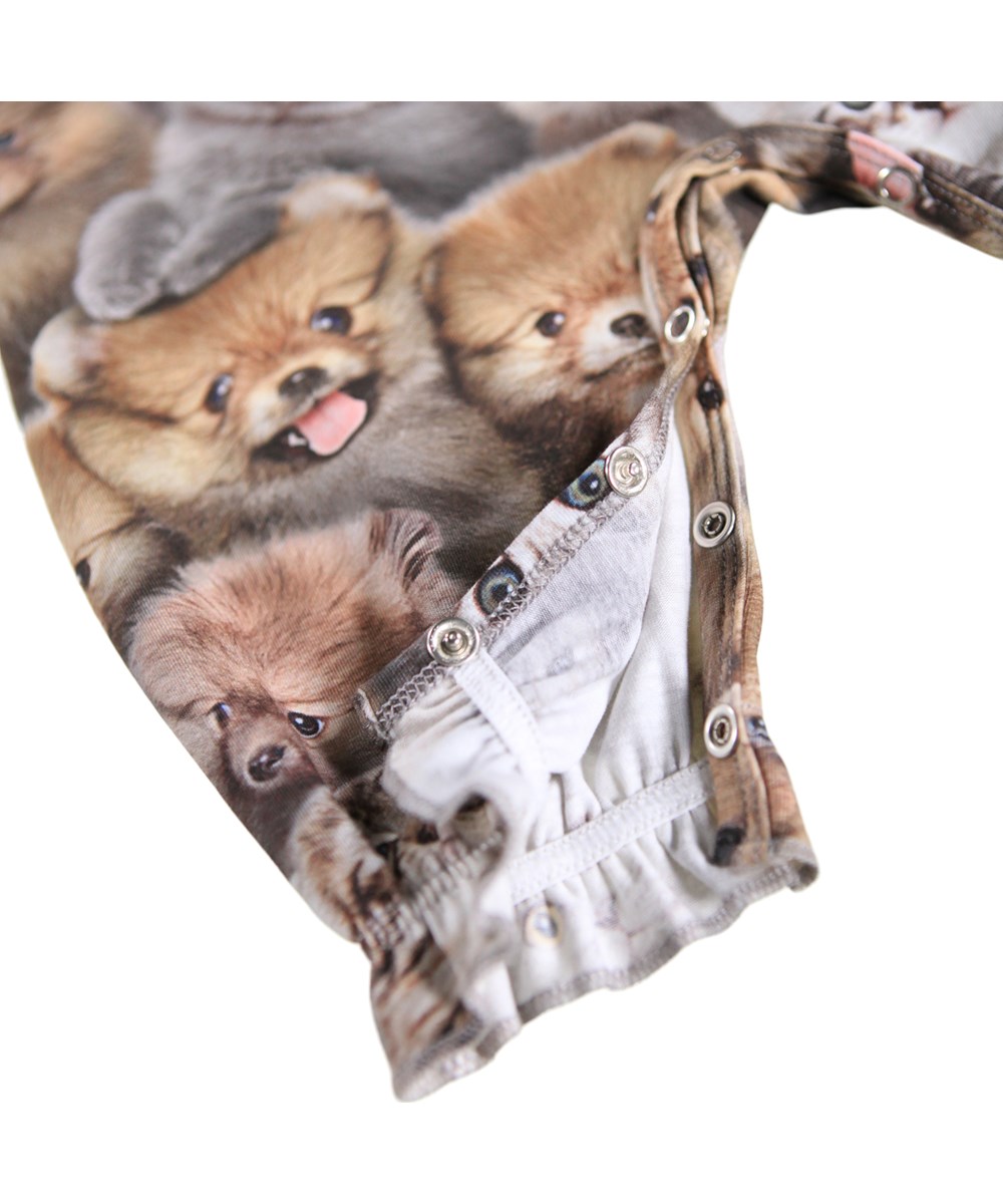 Florina - Fuzzy Fluffy - Babypakje gemaakt van biologisch katoen met een dierenprint.