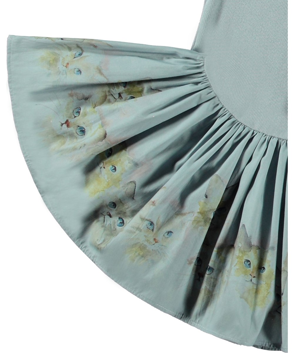 Candi - Blue Kittens - Blauwe biologische katoenen jurk met lange mouwen en schattige poezenprint