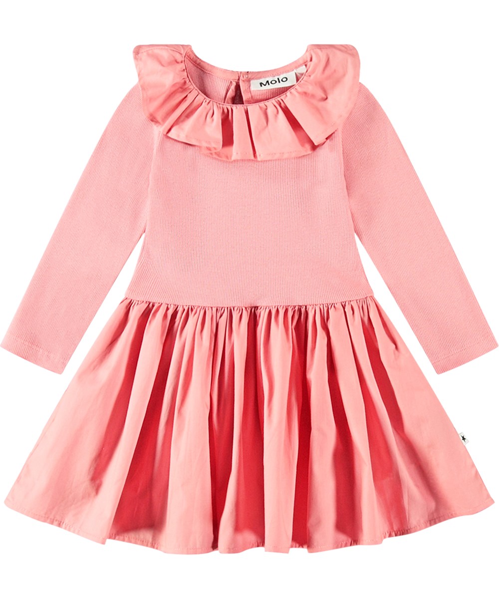 Crystala - Flamingo Plume - Koraalkleurige jurk van biologisch katoen met lange mouwen, poplin kraag en volumineuze rok.