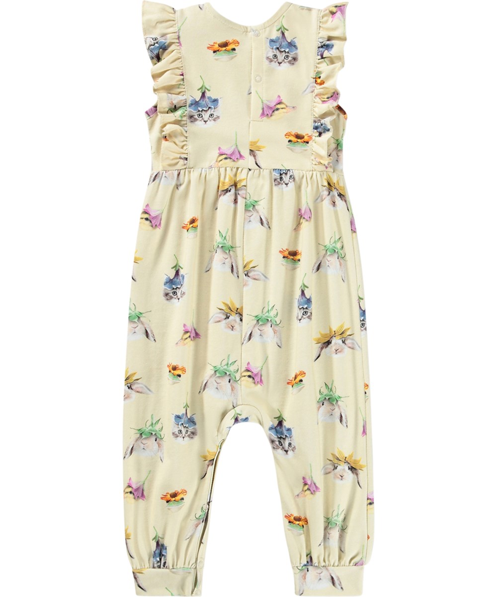 Fallon - Floral Fun Baby - Gul, babyheldragt med dyreprint i økologisk bomuld med flæser
