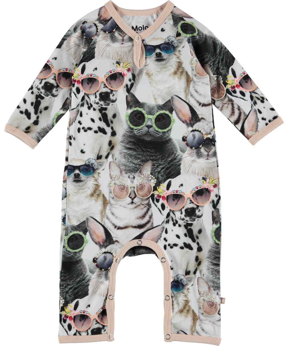 Fiona - Sunny Funny - Baby heldragt med print af dyr.