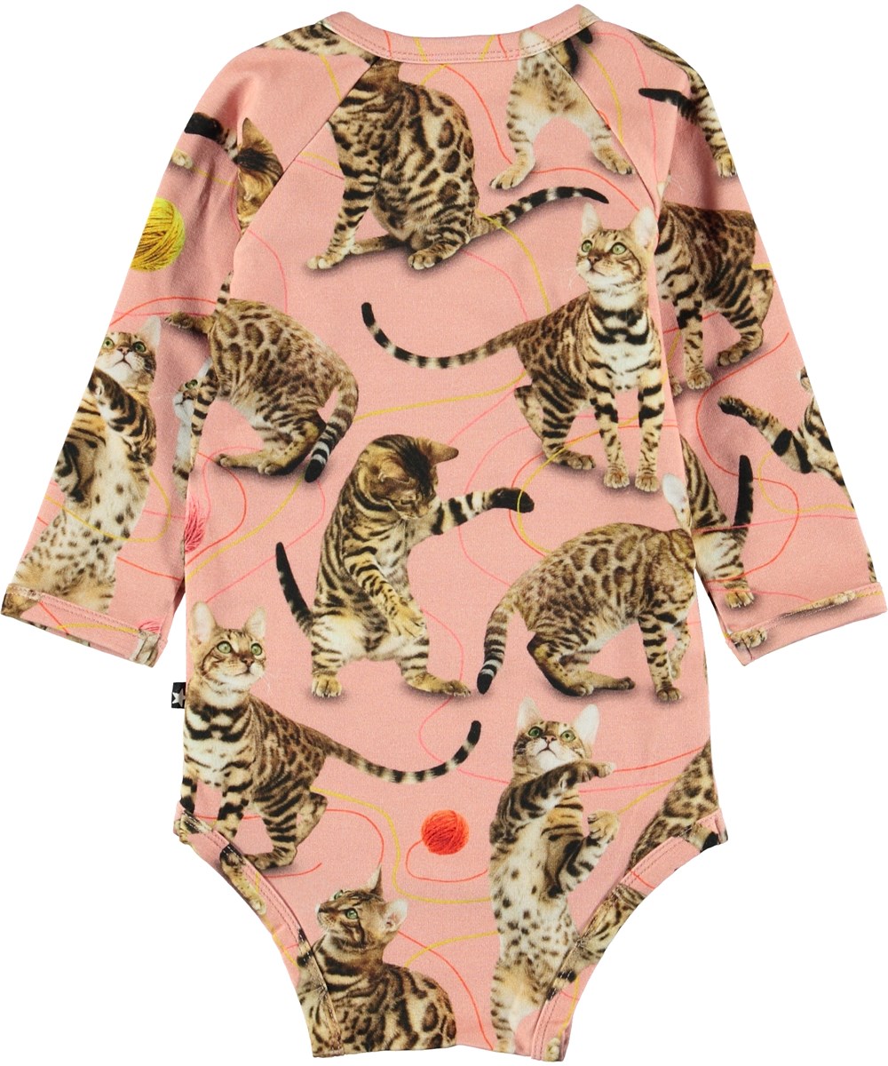 Fonda - Wannabe Leopard - Lyserød baby body med katte.