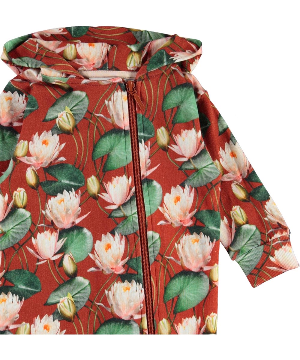 Fowo - Autumn Lily_Baby - Baby heldragt med lyserøde åkande print